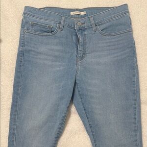Levi's Women's Light Blue Skinny Jeans